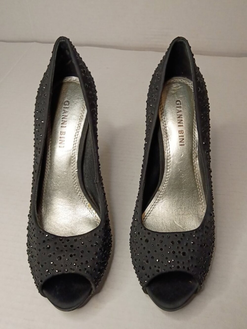 Gianni Bini Black Suede Beaded Peep Toe Pumps Heels Women's 7M